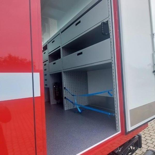 Il nuovo AUTOFURGONE per il NUCLEO NBCR dei VVF